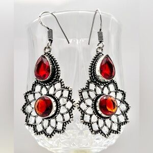 GARNET EARRINGS
